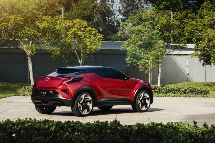  Scion C-HR Concept 2015 года  (фото 12 из 14)